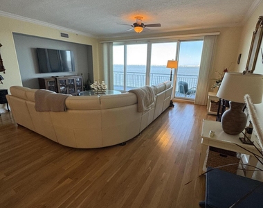 4955 Dixie Highway Ne - Photo Thumbnail 9