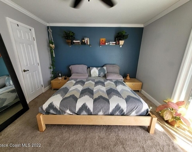 335 Paradise Boulevard - Photo Thumbnail 25