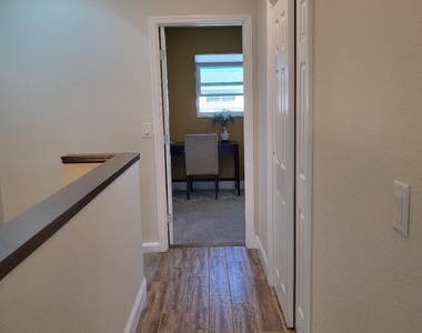 335 Paradise Boulevard - Photo Thumbnail 22