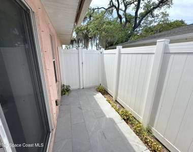 1914 Fletcher Street - Photo Thumbnail 15