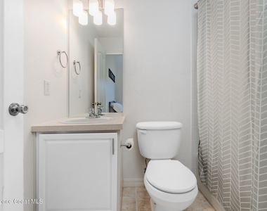 1390 Hampton Park Lane - Photo Thumbnail 19