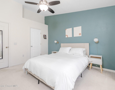 1390 Hampton Park Lane - Photo Thumbnail 12