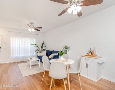 1390 Hampton Park Lane - Photo Thumbnail 3