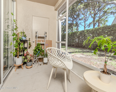 1390 Hampton Park Lane - Photo Thumbnail 10