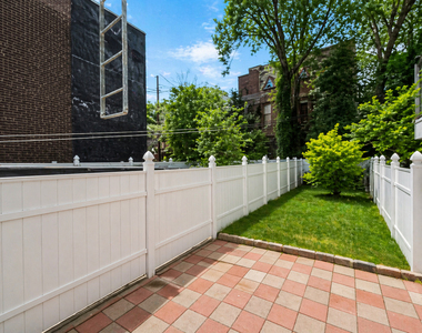 149 Dupont Street - Photo Thumbnail 11