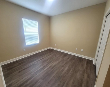 10418 Fenceline Road - Photo Thumbnail 32
