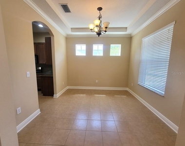 10418 Fenceline Road - Photo Thumbnail 5