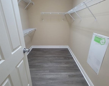 10418 Fenceline Road - Photo Thumbnail 31