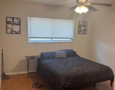 6080 22nd Avenue N - Photo Thumbnail 9