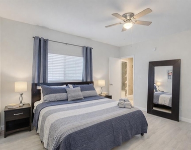 501 S Magnolia Avenue - Photo Thumbnail 3