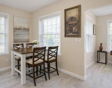 501 S Magnolia Avenue - Photo Thumbnail 10