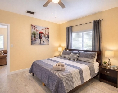 501 S Magnolia Avenue - Photo Thumbnail 12