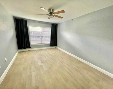 2852 Stillwell Court - Photo Thumbnail 10