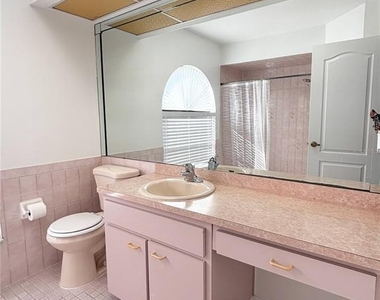 1503 Overland Drive - Photo Thumbnail 13