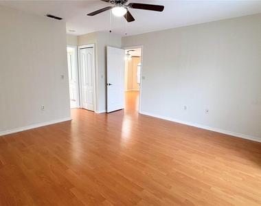 1503 Overland Drive - Photo Thumbnail 11