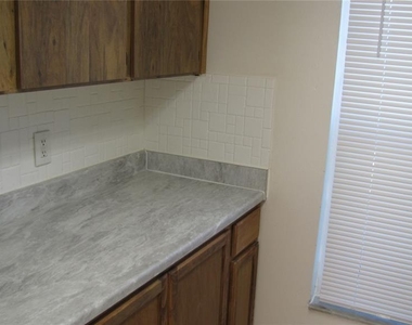 5122 Temple Heights Road - Photo Thumbnail 5