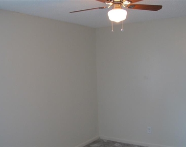 5122 Temple Heights Road - Photo Thumbnail 8