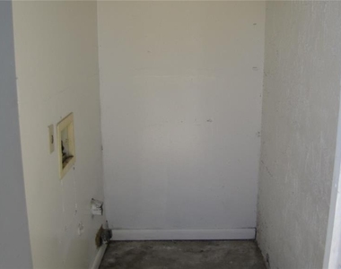 5122 Temple Heights Road - Photo Thumbnail 14