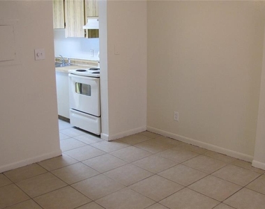 5122 Temple Heights Road - Photo Thumbnail 3