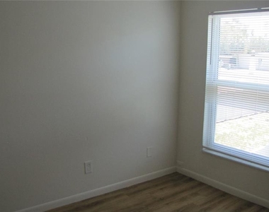 5122 Temple Heights Road - Photo Thumbnail 11
