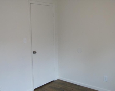 5122 Temple Heights Road - Photo Thumbnail 7