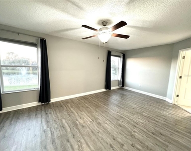 11523 Peru Springs Place - Photo Thumbnail 28