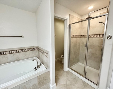 11523 Peru Springs Place - Photo Thumbnail 31