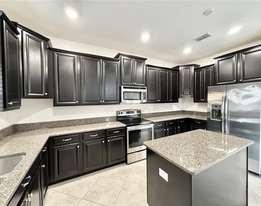 11523 Peru Springs Place - Photo Thumbnail 12