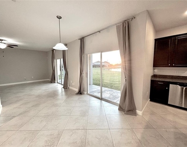 11523 Peru Springs Place - Photo Thumbnail 16