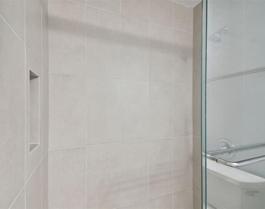 9481 Highland Oak Drive - Photo Thumbnail 28