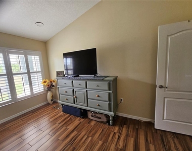 2038 Grantham Greens Drive - Photo Thumbnail 23