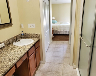 2038 Grantham Greens Drive - Photo Thumbnail 16
