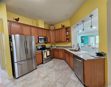 2038 Grantham Greens Drive - Photo Thumbnail 11