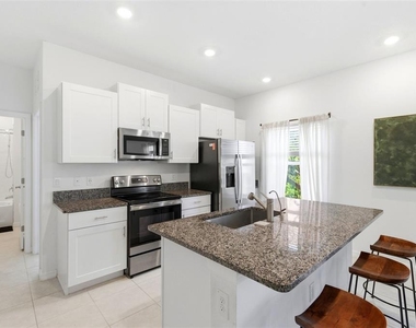 873 Tennyson Mill Circle - Photo Thumbnail 15