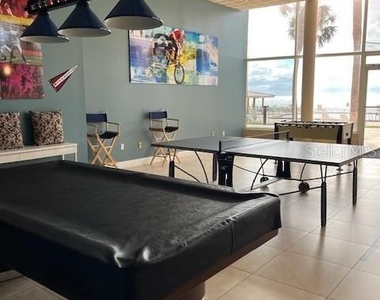 880 Mandalay Avenue - Photo Thumbnail 18