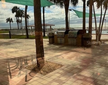 880 Mandalay Avenue - Photo Thumbnail 23