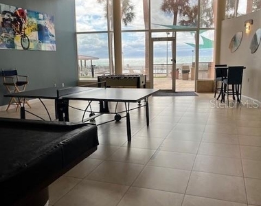 880 Mandalay Avenue - Photo Thumbnail 19