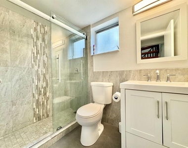 2166 Bradford Street - Photo Thumbnail 7