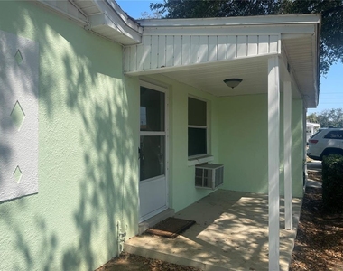 10825 Navajo Drive - Photo Thumbnail 2