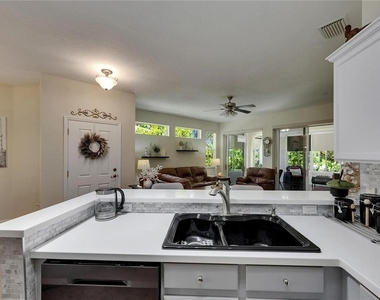 2068 Sifield Greens Way - Photo Thumbnail 13