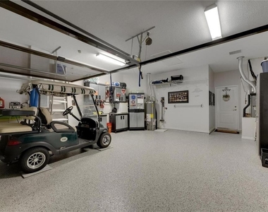 2068 Sifield Greens Way - Photo Thumbnail 36