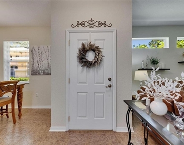 2068 Sifield Greens Way - Photo Thumbnail 7