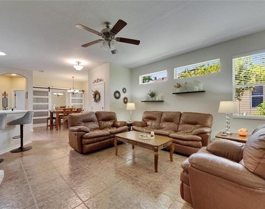 2068 Sifield Greens Way - Photo Thumbnail 3