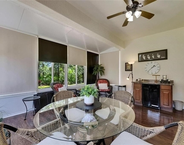 2068 Sifield Greens Way - Photo Thumbnail 23