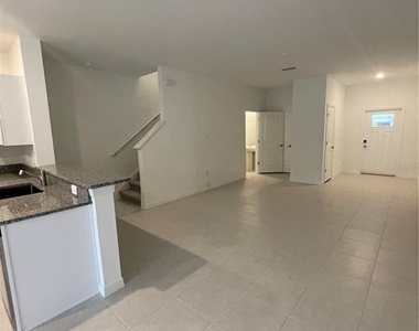 10114 Honey Hammock Way - Photo Thumbnail 2