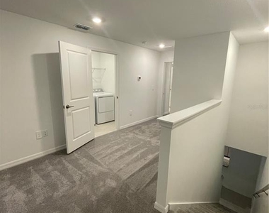 10114 Honey Hammock Way - Photo Thumbnail 7