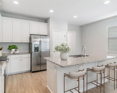 30950 Parrot Reef Court - Photo Thumbnail 12