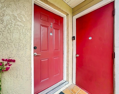 21027 Voyager Boulevard - Photo Thumbnail 21