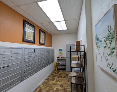 255 Dolphin Point - Photo Thumbnail 38
