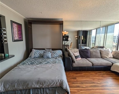 255 Dolphin Point - Photo Thumbnail 12